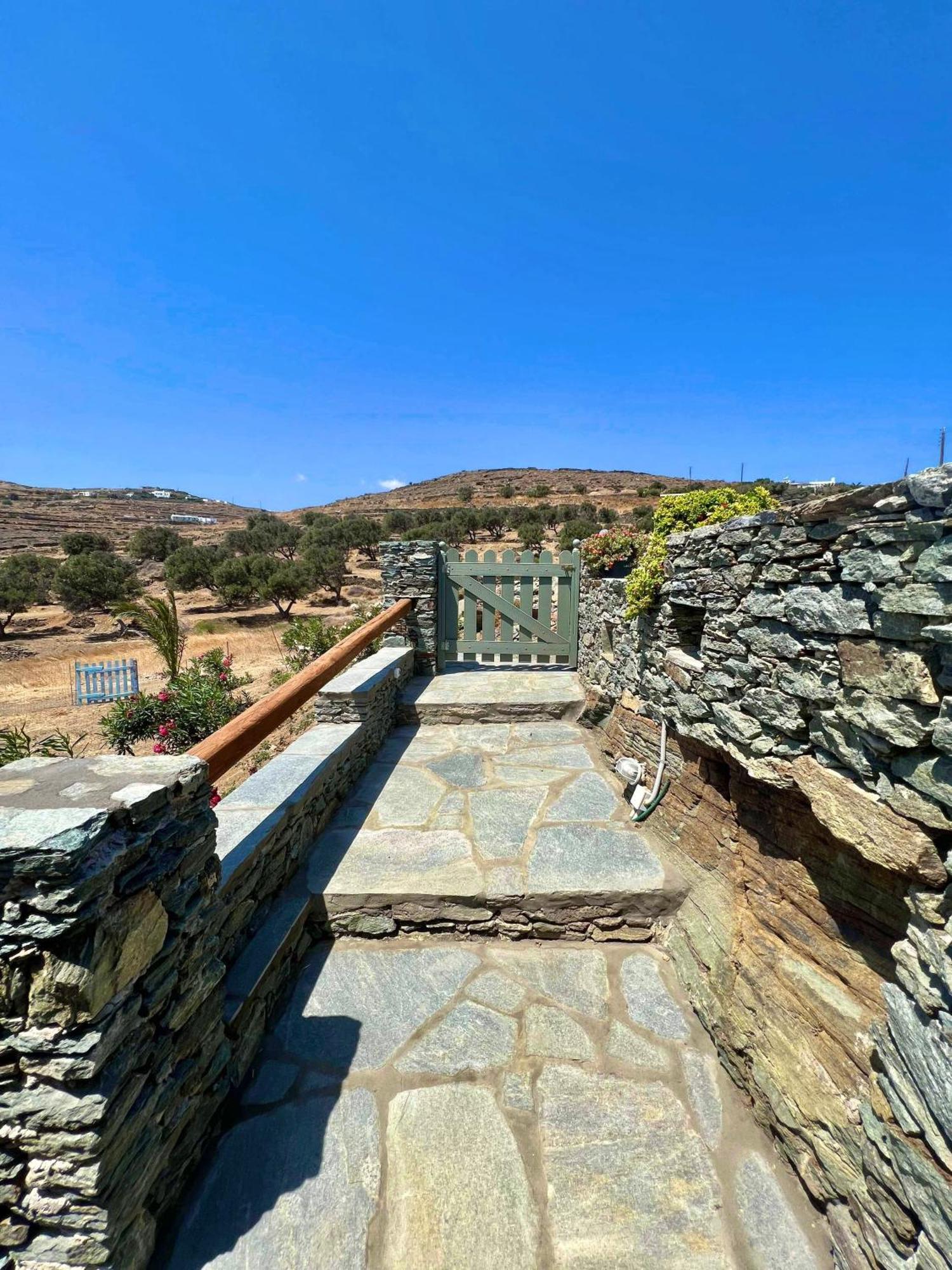 Lemon Houses - Faros, Sifnos Exterior photo